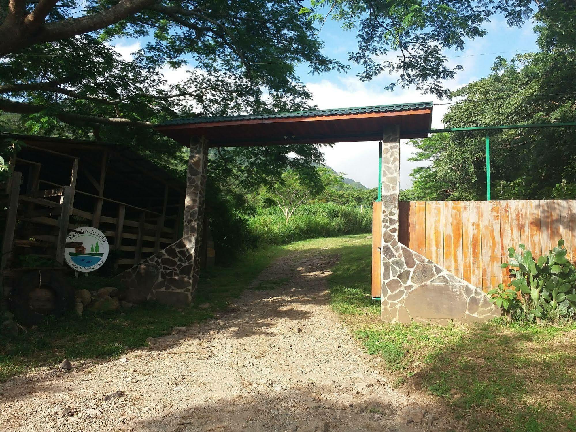 Rancho De Lelo Ecolodge Monteverde Ngoại thất bức ảnh